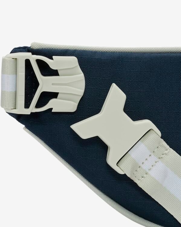 Cangurera Nike Heritage - Imagen 3